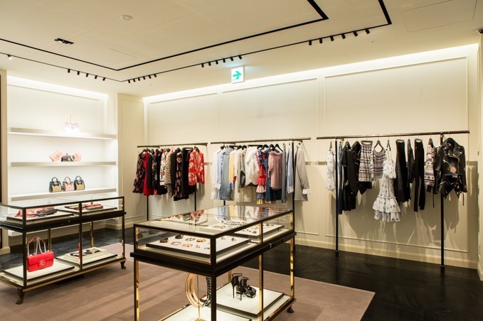 マックイーン ギンザシックス