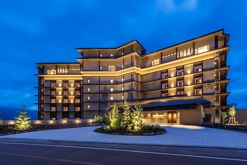 ザ・レイクスイート湖の栖