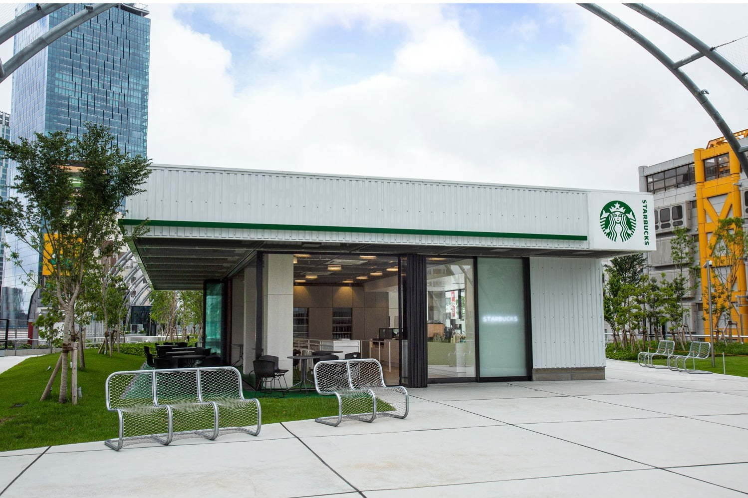 スキマ レイヤード ミヤシタパーク