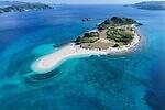 アゲナシクの浜