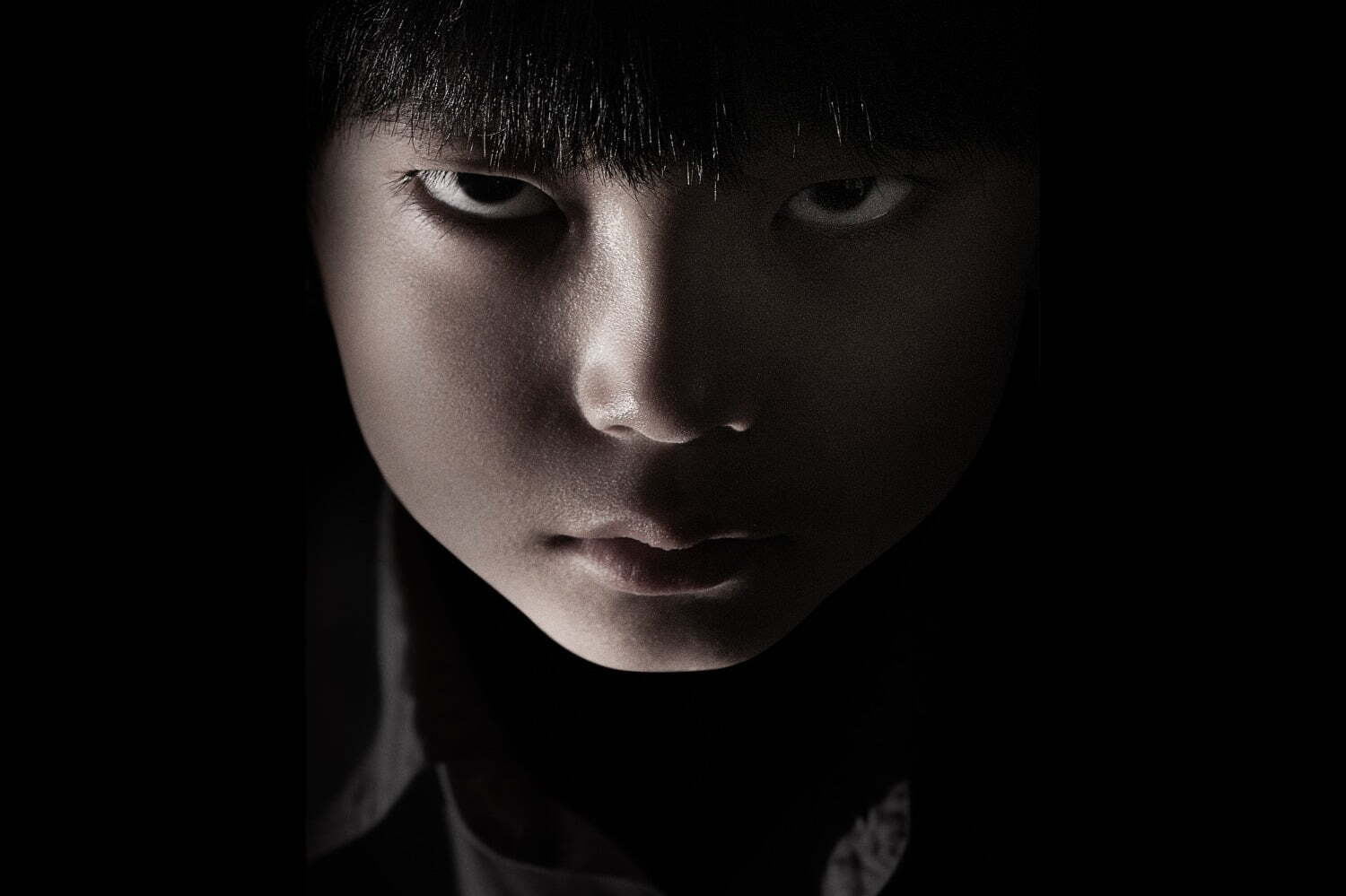 映画『クロユリ団地』