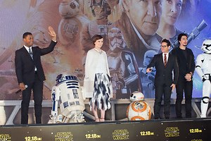『スター・ウォーズ/フォースの覚醒』場面カット｜写真30