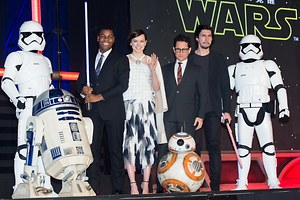 『スター・ウォーズ/フォースの覚醒』場面カット｜写真40