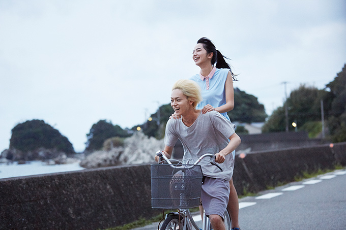 インタビュー 映画 溺れるナイフ 小松菜奈 菅田将暉は思春期の恋と衝動をどう捉えたか ファッションプレス