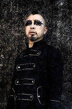 阿部サダヲ, 吉岡里帆 インタビュー｜写真20