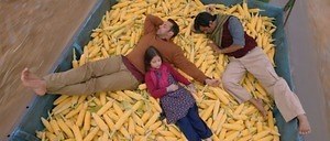インド映画『バジュランギおじさんと、小さな迷子』1人の男と迷子の 