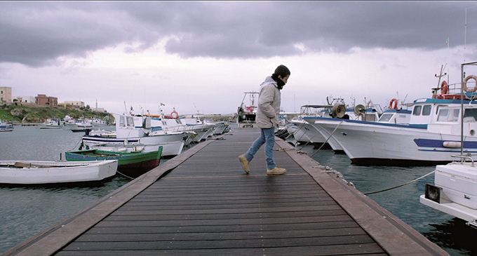 映画『海は燃えている～イタリア最南端の小さな島～』17年2月、移民の玄関口で起きるドキュメンタリー | 写真