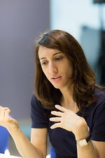 『裸足の季節』場面カット｜写真11