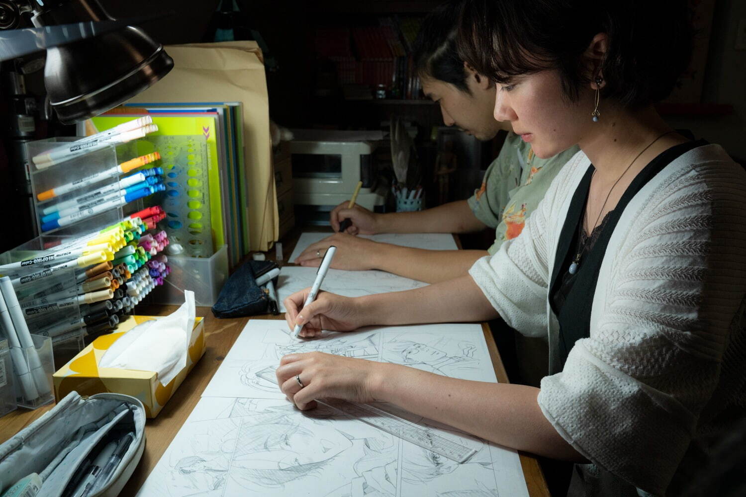 先生、私の隣に座っていただけませんか？ - 写真2