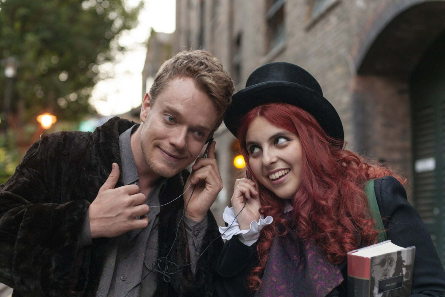 映画『ビルド・ア・ガール』