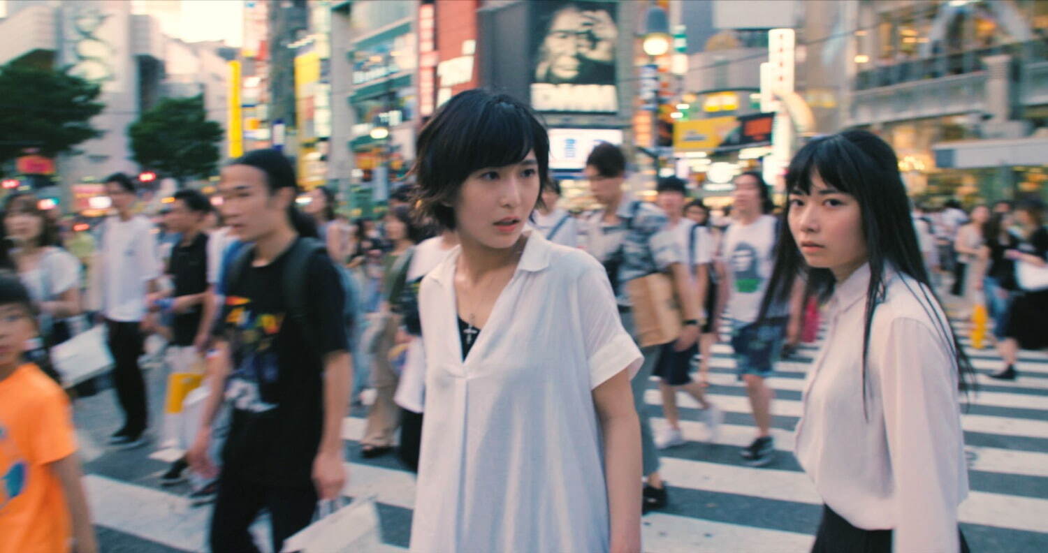 『エッシャー通りの赤いポスト』場面カット｜写真2