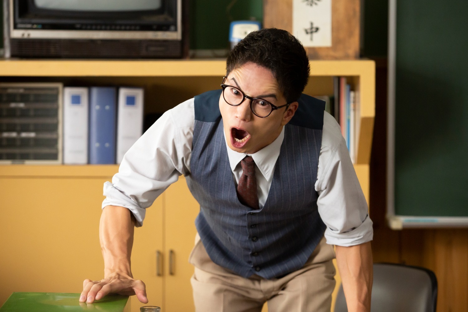 新品ケース付 おいしい給食 season1 5巻セット 劇場 卒業 916+thcYotL._UF350,350_QL50_.jpg