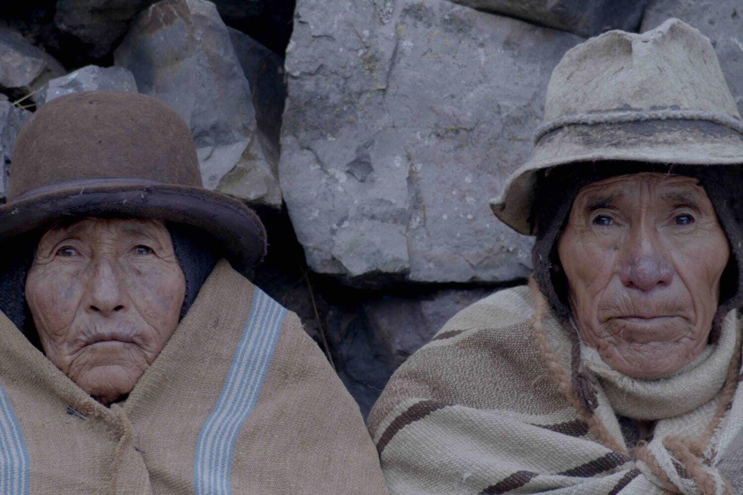 ペルー映画 アンデス ふたりぼっち オスカル カタコラの監督初長編 アンデス山脈に暮らす老夫婦の物語 ファッションプレス