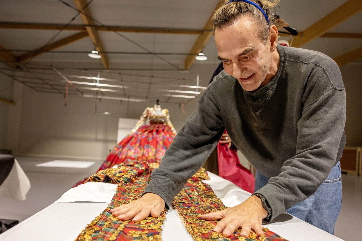 ジョン・ガリアーノ 世界一愚かな天才デザイナー - 写真2