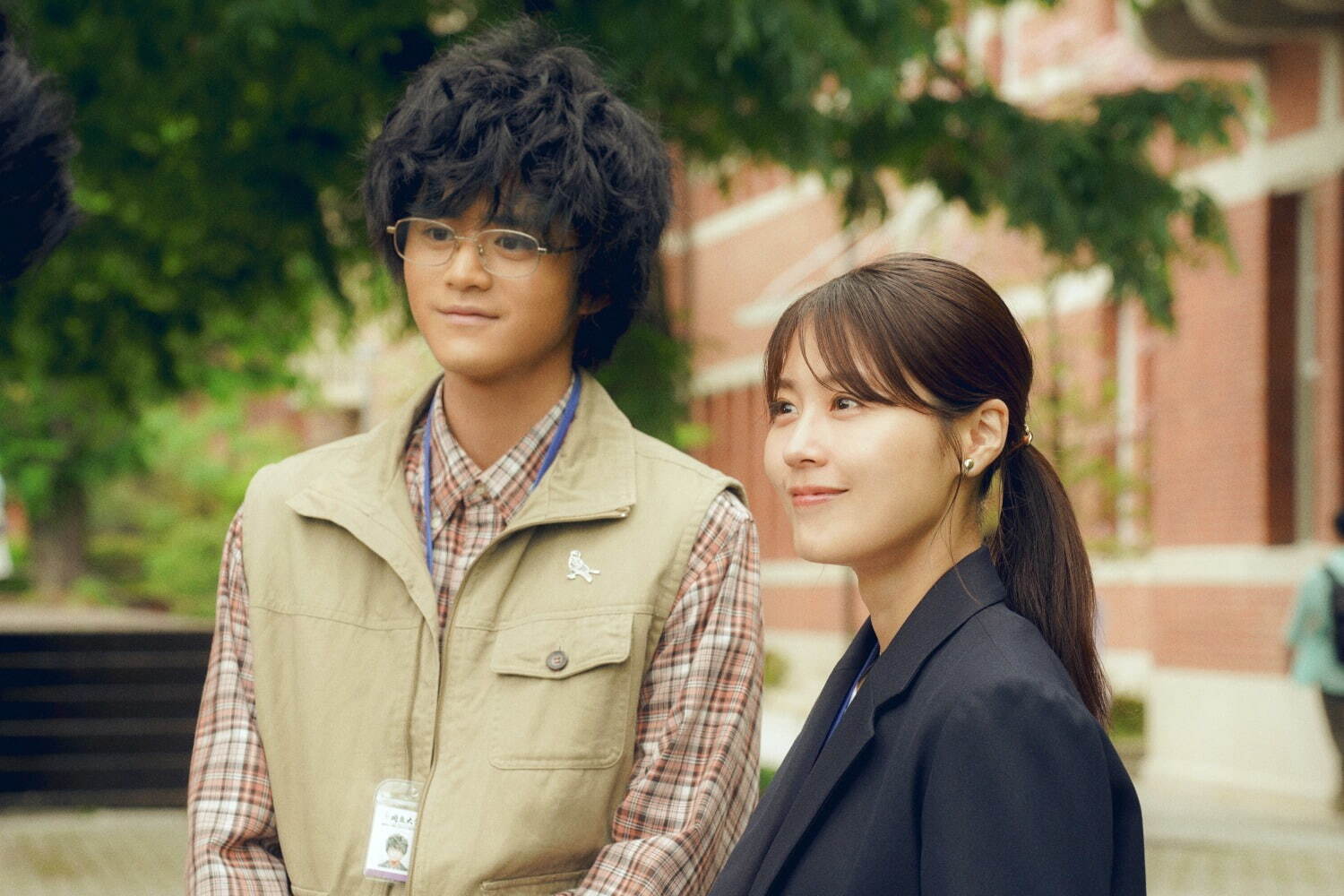 鈴木亮平×有村架純にインタビュー、理想の兄貴像は“カリスマ