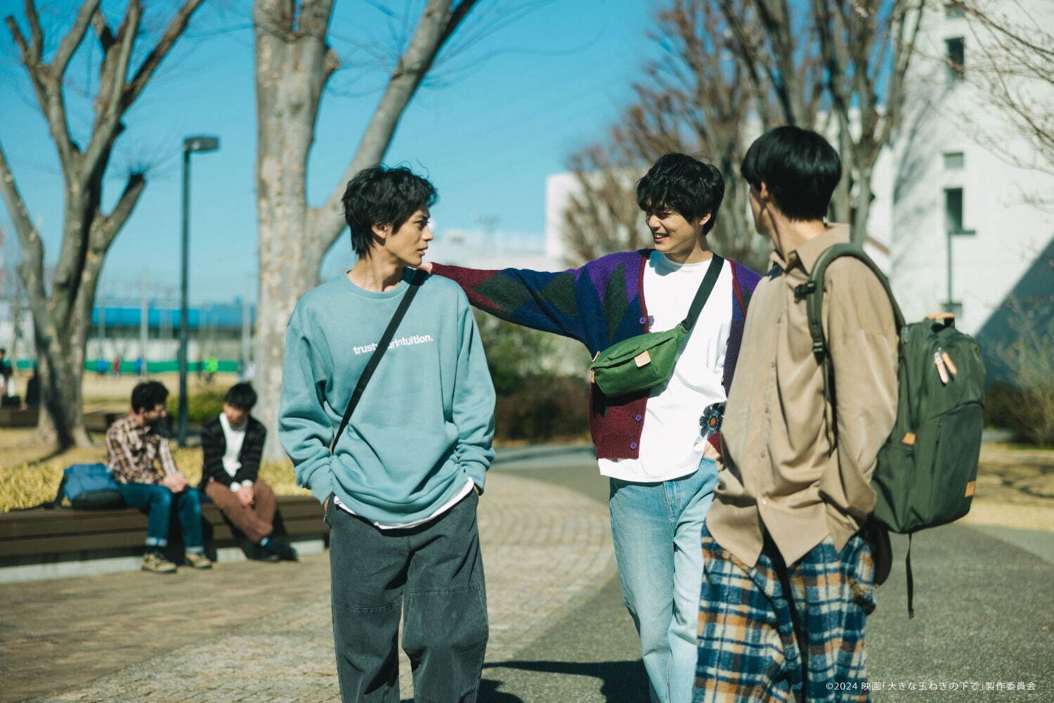 大きな玉ねぎの下で - 写真7