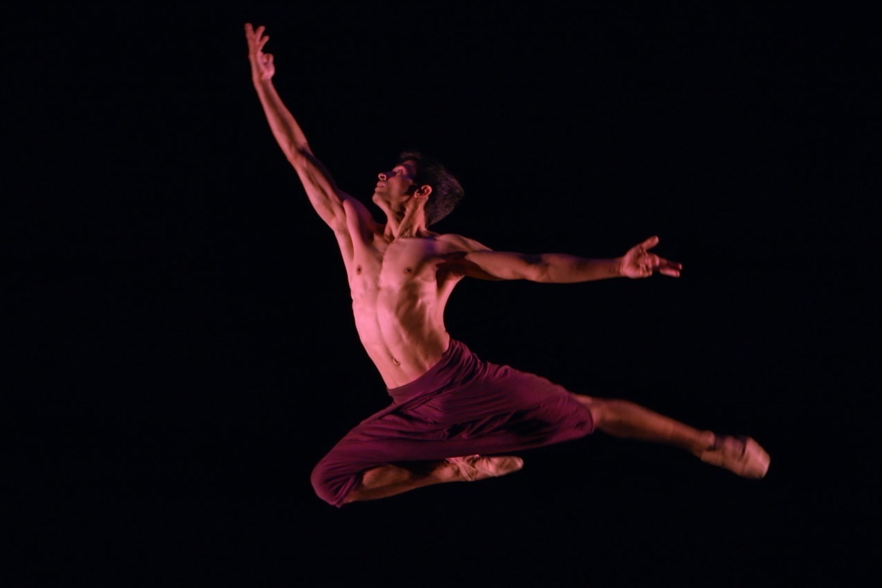 映画『コール・ミー・ダンサー』