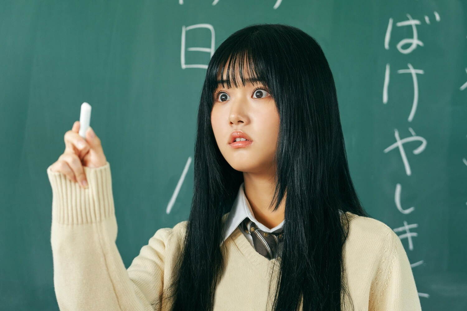 原菜乃華主演でホラーコメディ漫画「見える子ちゃん」実写映画化