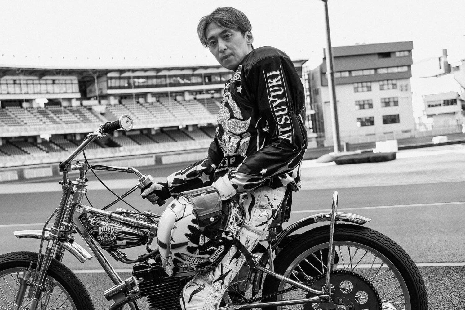 映画『オートレーサー森且行 約束のオーバル 劇場版』