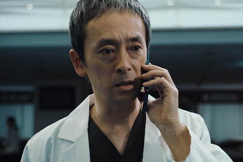 フロントライン 滝藤賢一