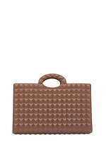 ヴァレンティノ ガラヴァーニ“V ロゴ”モノグラムのミニトートバッグ＆ビーズ刺繍のチェーンバッグも｜写真7