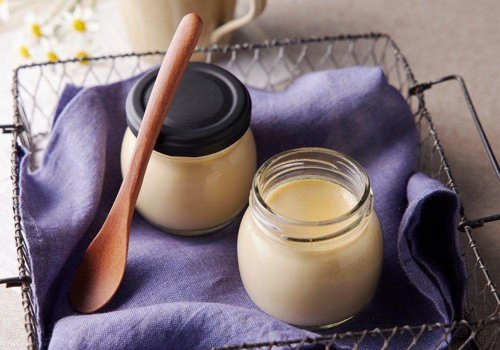 <プリンのりゅうへい>
「あったかプリン」(1個) 390円
※各日各回販売予定数50
※3月4日(土)・5日(日)、11日(土)・12日(日) 各日11:00、11:30、12:00からの販売
「このプリン最&幸♪」(1個) 880円 〈各日販売予定数200〉