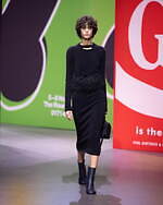 JW アンダーソン 2023年秋冬コレクション、過去の自分を通して“未来”を見据える｜写真17