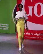 JW アンダーソン 2023年秋冬コレクション、過去の自分を通して“未来”を見据える｜写真45