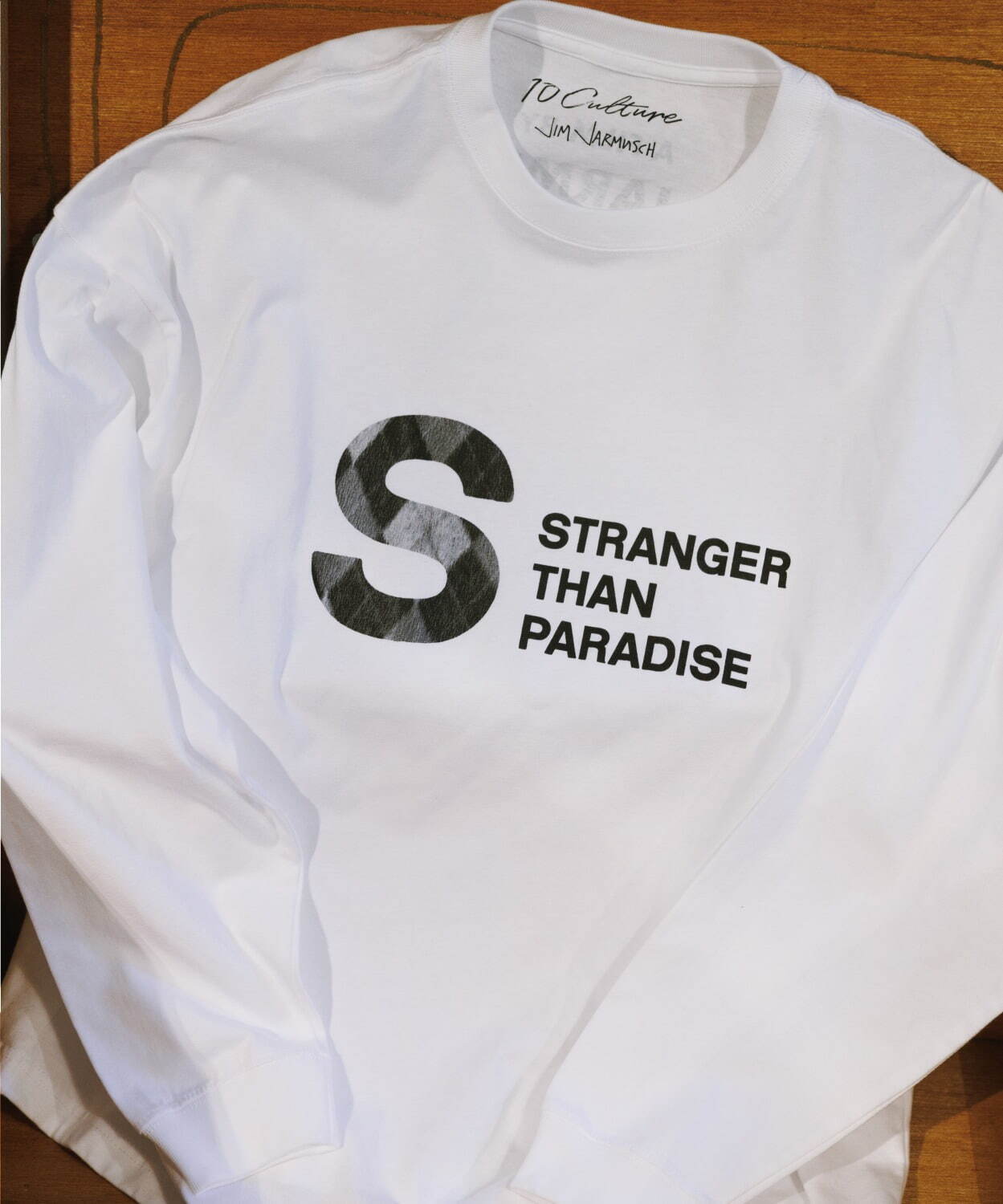 『ストレンジャー・ザン・パラダイス』
ロゴプリント ロングスリーブTシャツ 9,350円