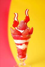 資生堂パーラー“ハート＆波型”モチーフのストロベリーパフェやケーキ、仲條正義名作展とコラボ｜写真13