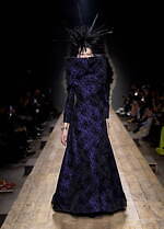 モスキーノ 2023年秋冬コレクション - シュルレアリスムとパンクで表す“歪みのあるドラマ”｜写真34