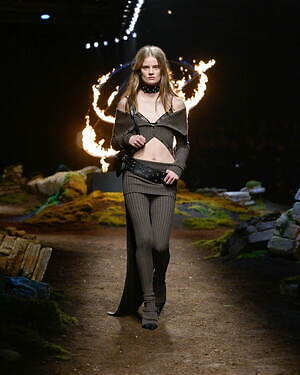 ブルマリン(Blumarine) 2023-24年秋冬ウィメンズコレクション  - 写真38