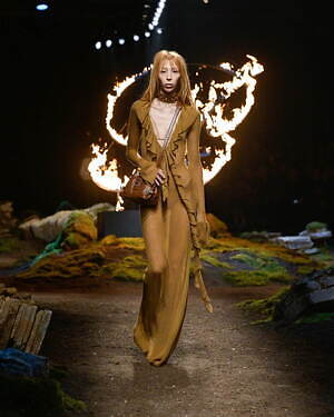 ブルマリン(Blumarine) 2023-24年秋冬ウィメンズコレクション  - 写真45