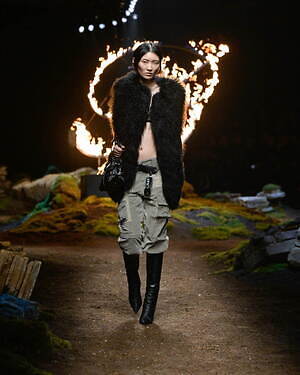 ブルマリン(Blumarine) 2023-24年秋冬ウィメンズコレクション  - 写真46