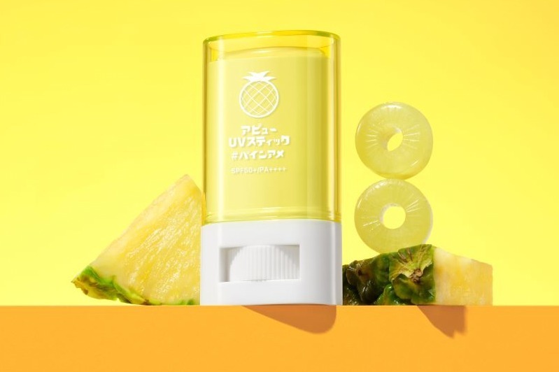 UVケア｜アピュー23年春コスメ、“まるでパインアメ！？”最強UVケア×甘酸っぱい香りの日焼け止めスティック
