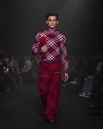 バーバリー 2023年秋冬コレクション - ダニエル・リーが手掛ける初のシーズン、英国の伝統を再解釈｜写真12