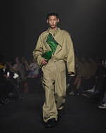 バーバリー 2023年秋冬コレクション - ダニエル・リーが手掛ける初のシーズン、英国の伝統を再解釈｜写真21