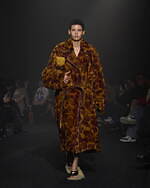 バーバリー 2023年秋冬コレクション - ダニエル・リーが手掛ける初のシーズン、英国の伝統を再解釈｜写真52