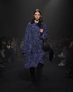 バーバリー 2023年秋冬コレクション - ダニエル・リーが手掛ける初のシーズン、英国の伝統を再解釈｜写真54