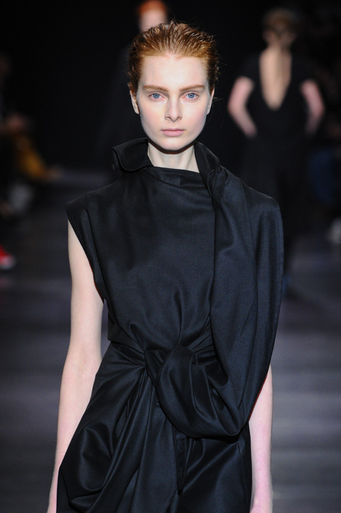 アン ドゥムルメステール(ANN DEMEULEMEESTER) 2014-15年秋冬ウィメンズコレクション  - 写真14