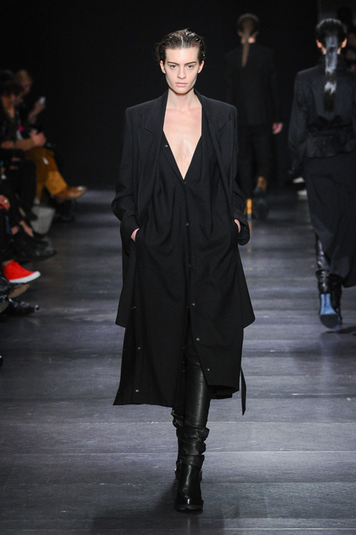 アン ドゥムルメステール(ANN DEMEULEMEESTER) 2014-15年秋冬ウィメンズコレクション シルエット - 写真13