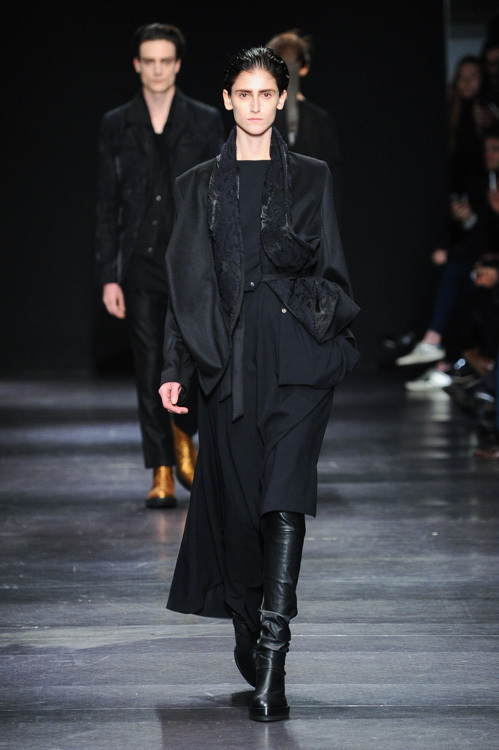 アン ドゥムルメステール(ANN DEMEULEMEESTER) 2014-15年秋冬ウィメンズコレクション  - 写真21