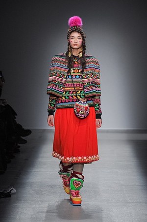 マニッシュ アローラ(manish arora) 2014-15年秋冬ウィメンズコレクション シルエット - 写真11