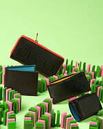 グッチの新作財布“ホワイト×ミントグリーン”のバイカラーウォレット、ロゴ入りカードケースも｜写真9