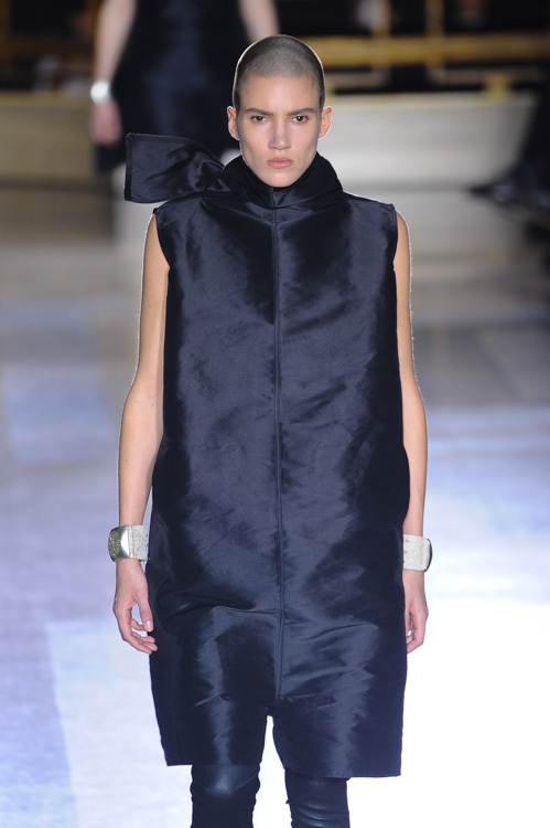 リック・オウエンス(Rick Owens) 2014-15年秋冬ウィメンズコレクション  - 写真7