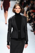 ニナ リッチ 2014-15年秋冬コレクション - 麗しい花々をリュクス＆センシュアルに纏う｜写真3