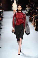 ニナ リッチ 2014-15年秋冬コレクション - 麗しい花々をリュクス＆センシュアルに纏う｜写真21