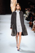 ニナ リッチ 2014-15年秋冬コレクション - 麗しい花々をリュクス＆センシュアルに纏う｜写真36