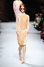 ニナ リッチ 2014-15年秋冬コレクション - 麗しい花々をリュクス＆センシュアルに纏う｜写真37