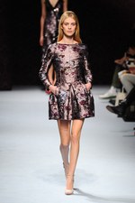 ニナ リッチ 2014-15年秋冬コレクション - 麗しい花々をリュクス＆センシュアルに纏う｜写真53